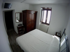 Отель La Torre dell'Orologio  Roccasicura